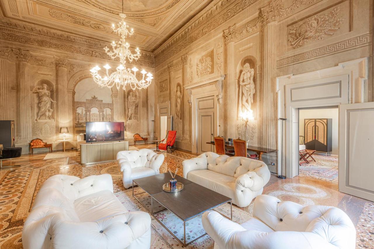 Corte Realdi - Palazzo Camozzini Verona Eksteriør billede