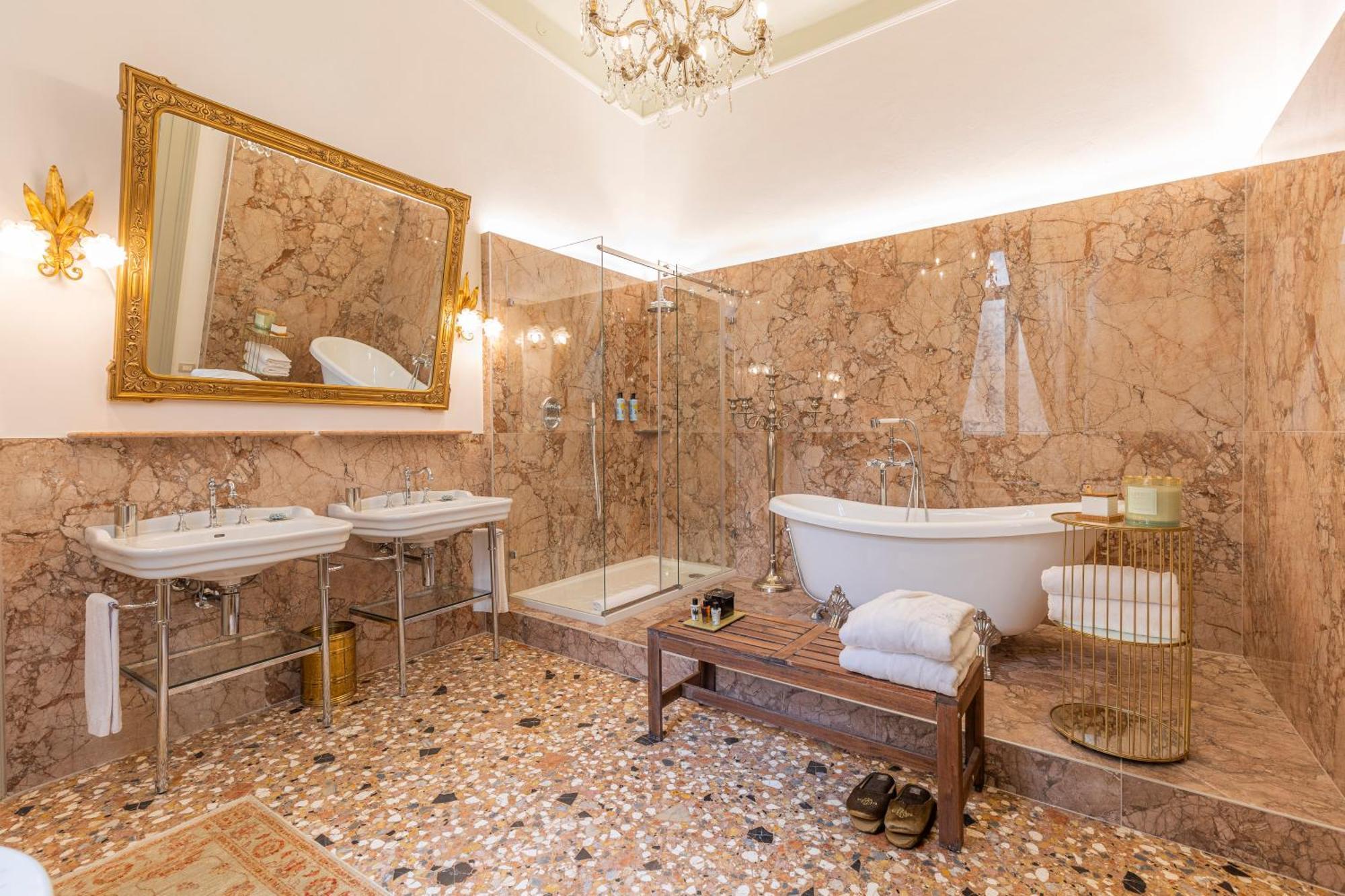 Corte Realdi - Palazzo Camozzini Verona Eksteriør billede